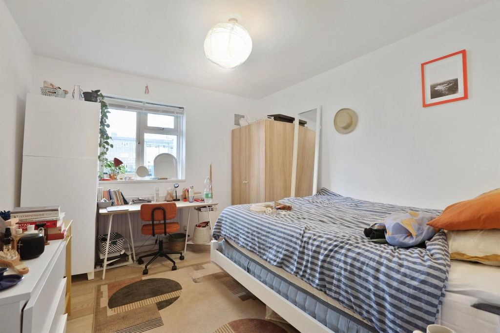 Квартира в Лондоне, Великобритания, 61 м² - фото 2