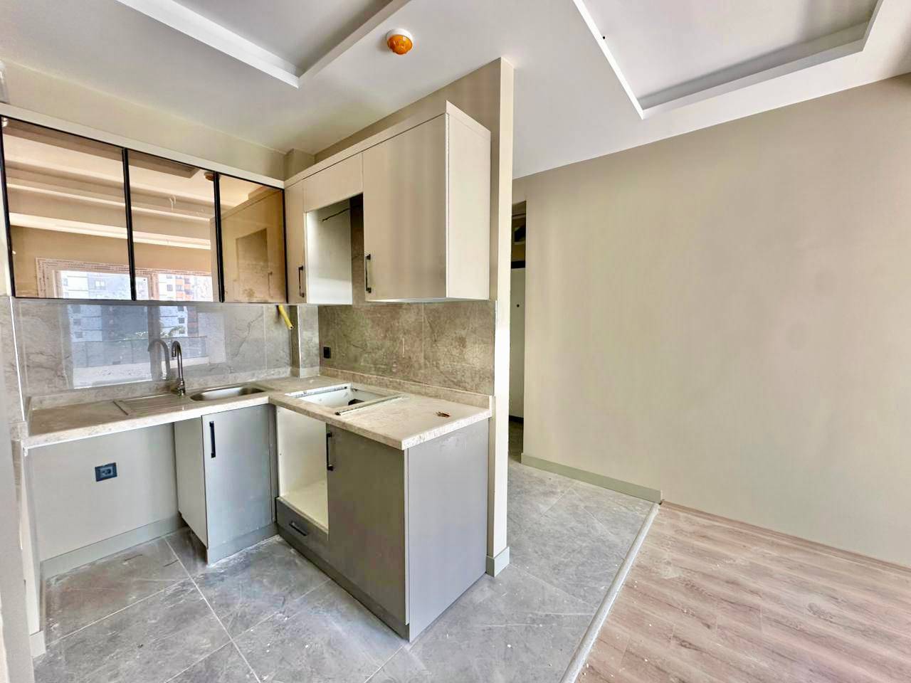 Квартира в Мерсине, Турция, 70 м² - фото 1