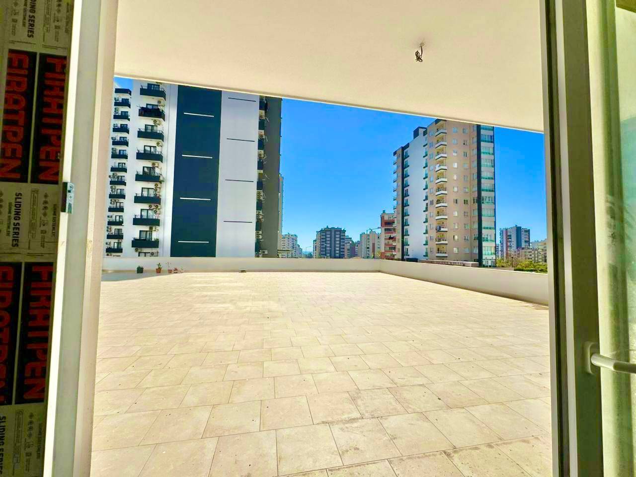 Квартира в Мерсине, Турция, 142 м² - фото 1