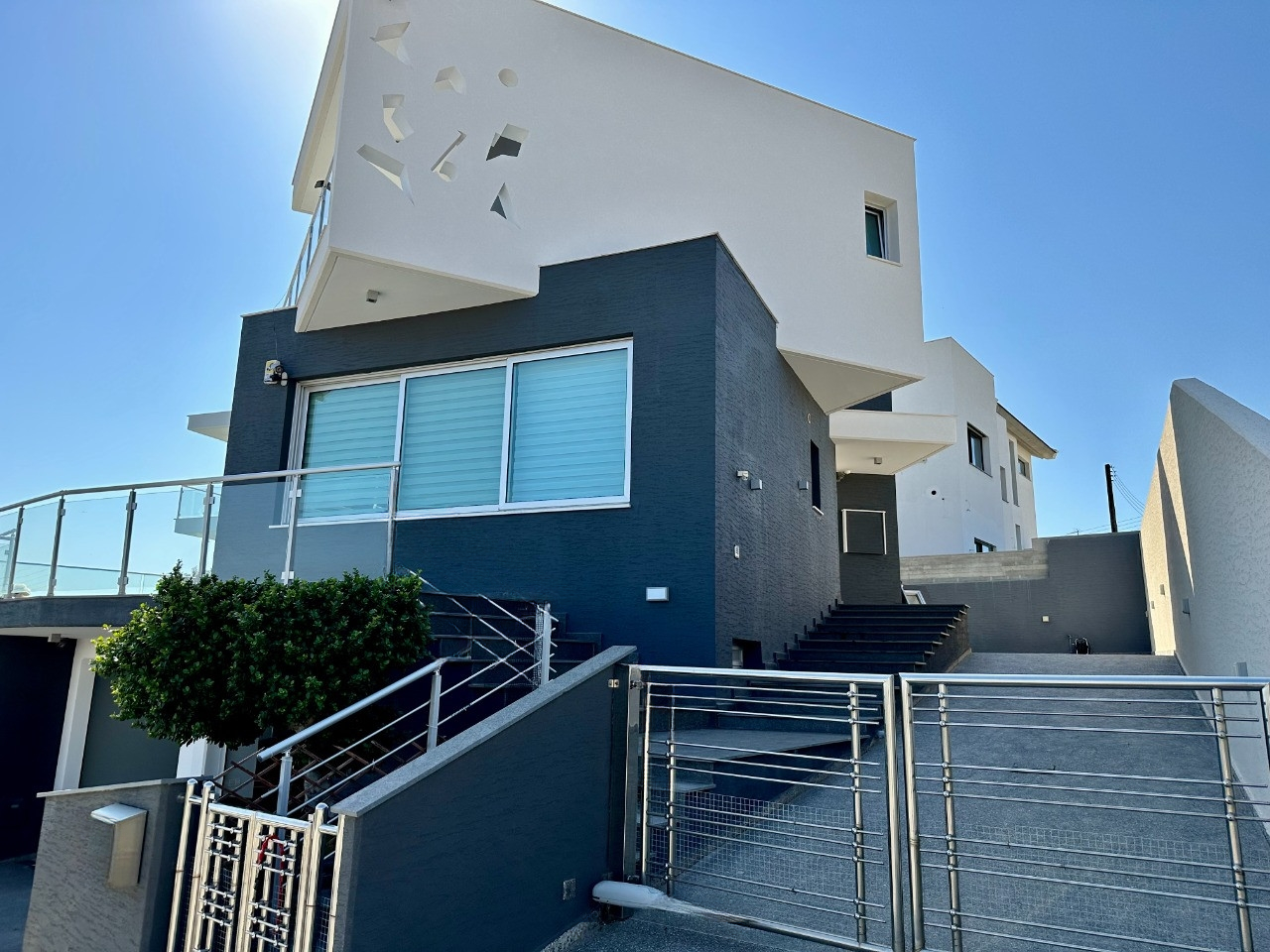 Квартира в Айос-Атанасиосе, Кипр, 450 м² - фото 3