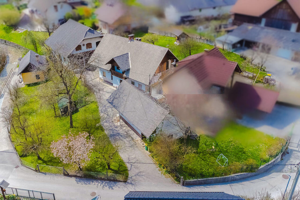 Земля в Радовлице, Словения, 2 096 м² - фото 6