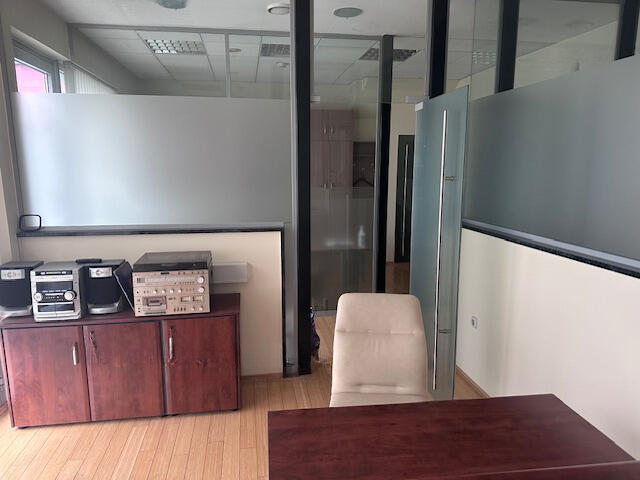 Офис в Любляне, Словения, 60 м² - фото 6