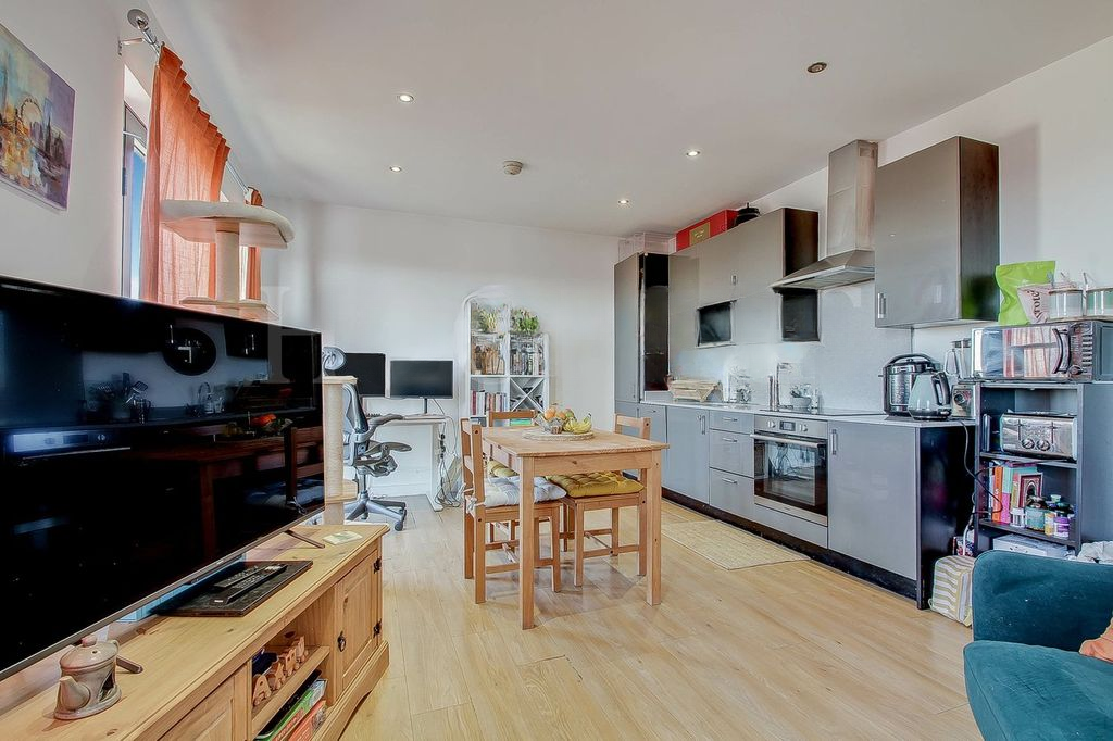 Квартира в Лондоне, Великобритания, 46 м² - фото 6