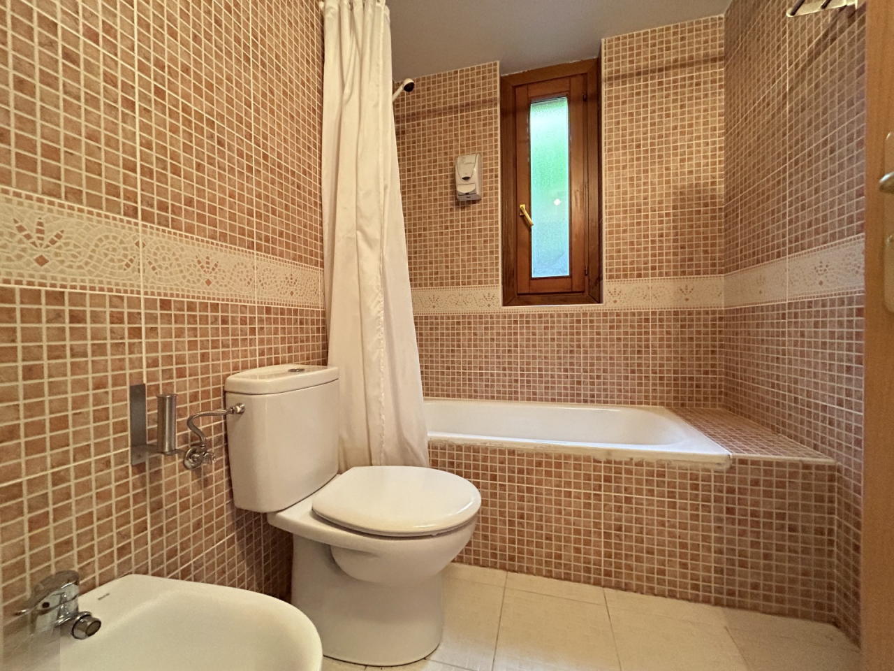 Квартира в Сиспони, Андорра, 76 м² - фото 7