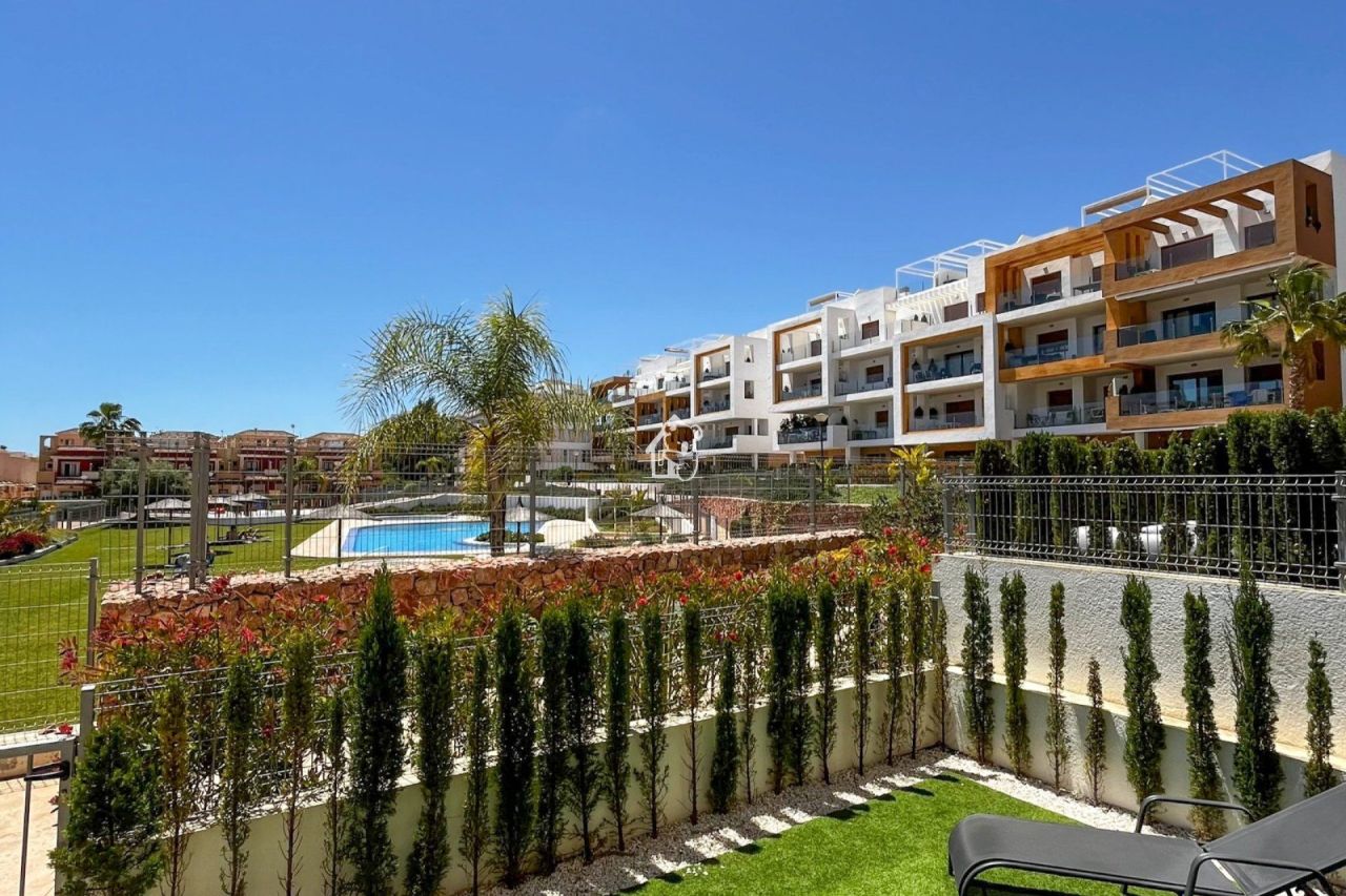 Апартаменты в Ориуэла Коста, Испания, 124 м² - фото 2