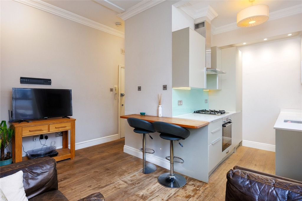 Квартира в Лондоне, Великобритания, 42 м² - фото 7