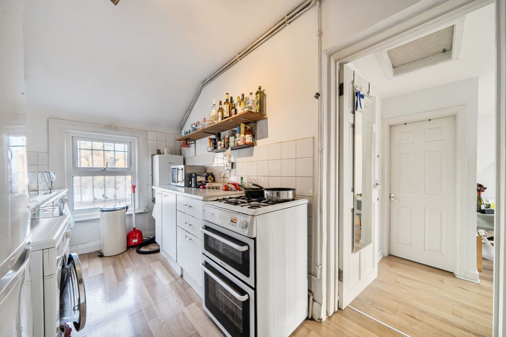 Квартира в Лондоне, Великобритания, 66 м² - фото 8