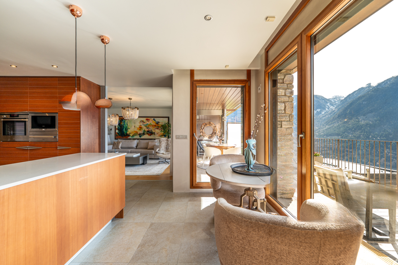 Квартира в Эскальдесе, Андорра, 197 м² - фото 10