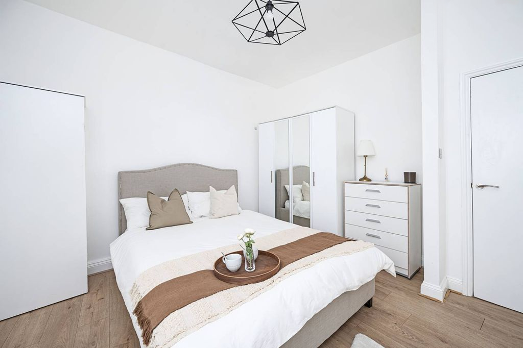 Квартира в Лондоне, Великобритания, 65 м² - фото 10