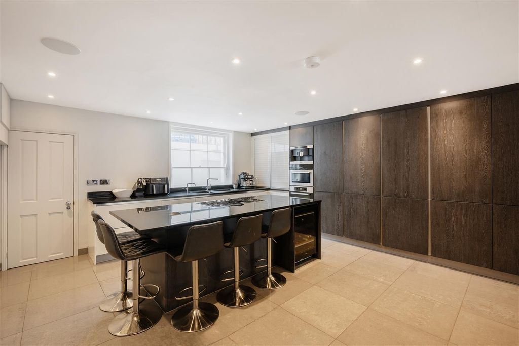 Квартира в Лондоне, Великобритания, 249 м² - фото 11