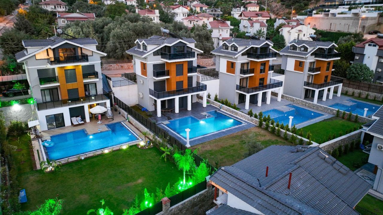 Вилла в Фетхие, Турция, 240 м² - фото 1