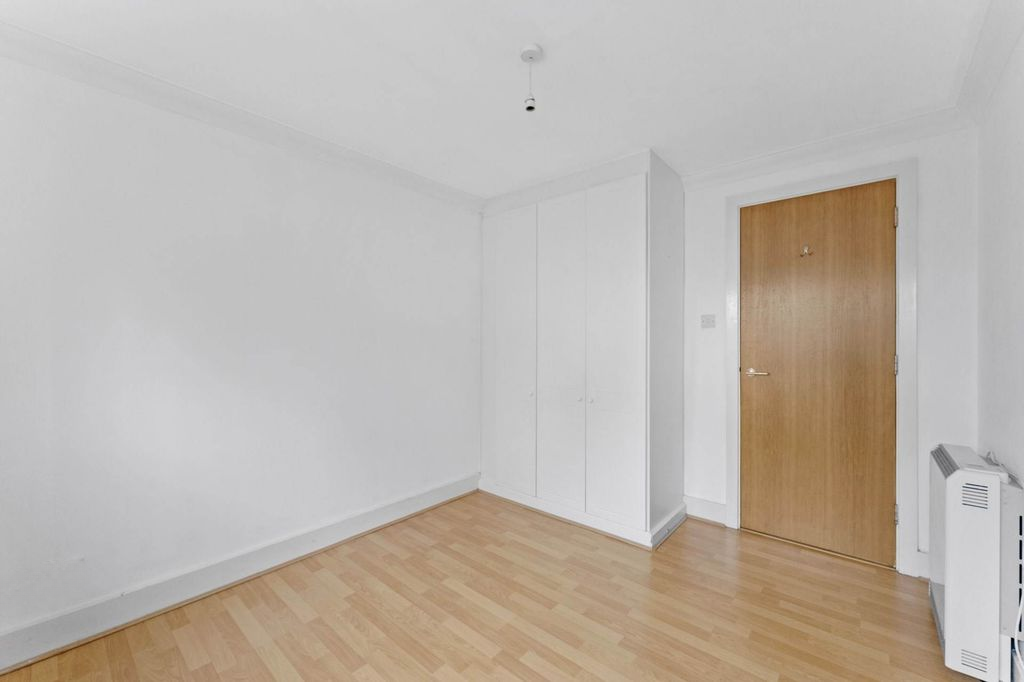 Квартира в Лондоне, Великобритания, 36 м² - фото 14