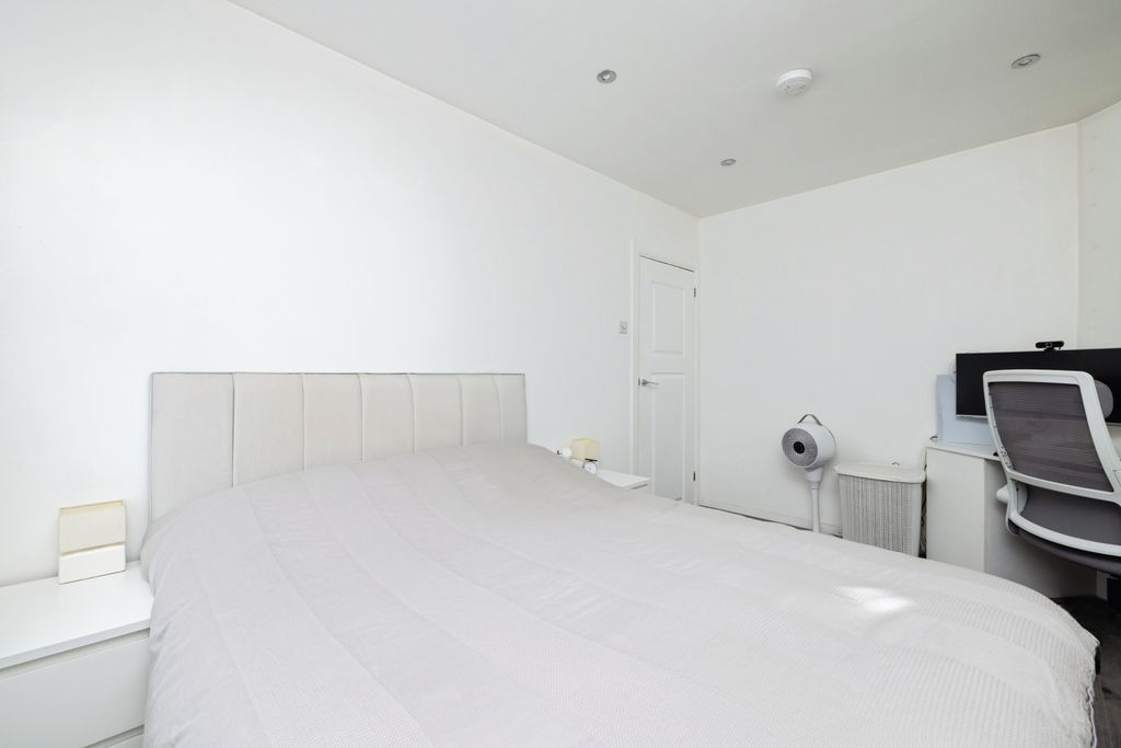 Квартира в Лондоне, Великобритания, 39 м² - фото 15