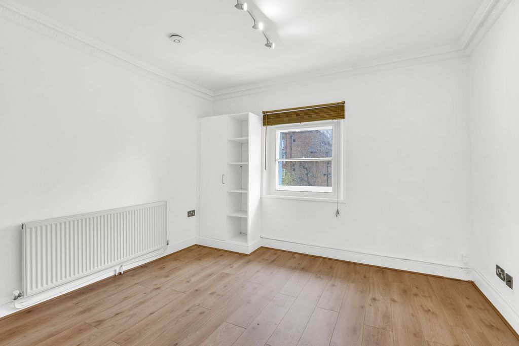 Квартира в Лондоне, Великобритания, 30 м² - фото 17