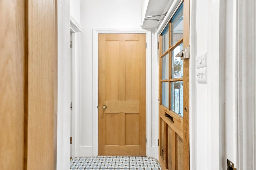 Квартира в Лондоне, Великобритания, 33 м² - фото 18