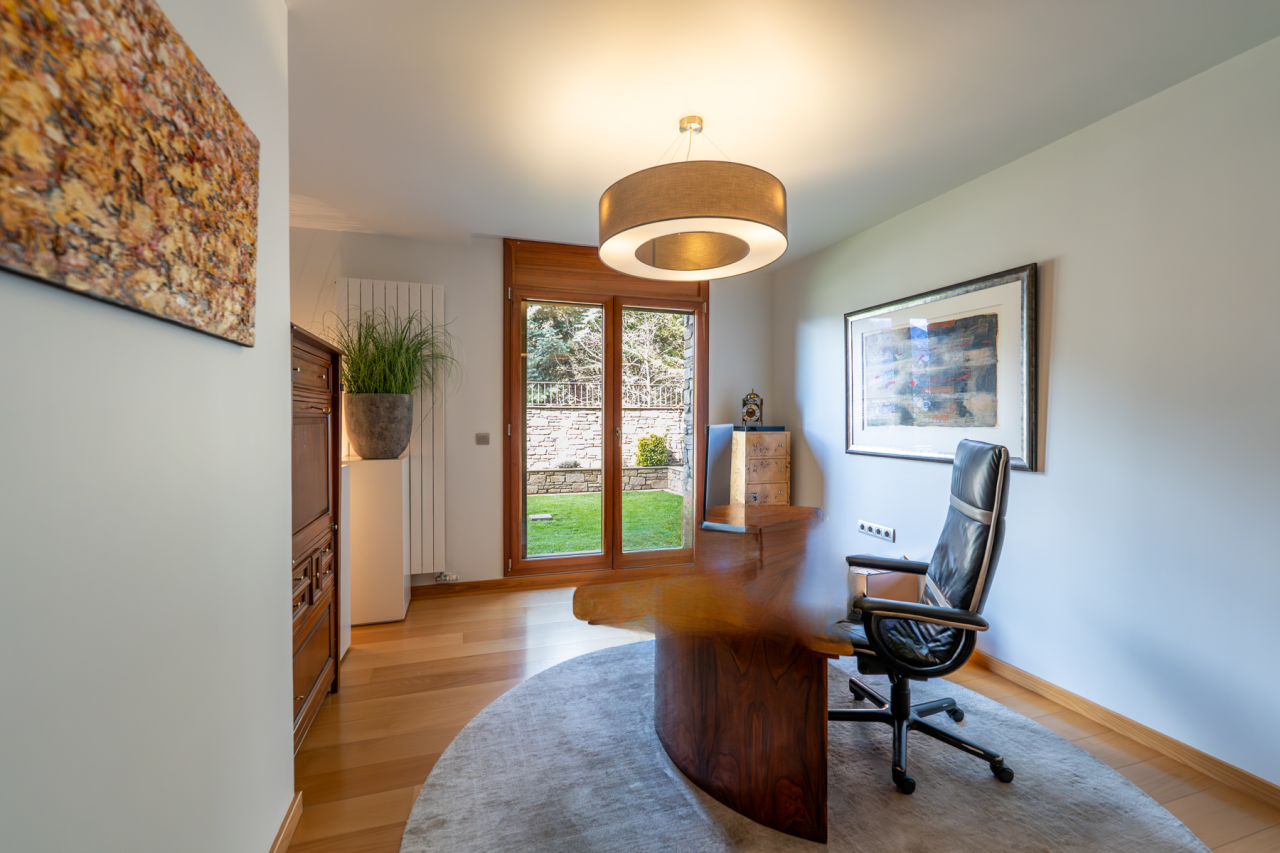 Квартира в Эскальдесе, Андорра, 197 м² - фото 19