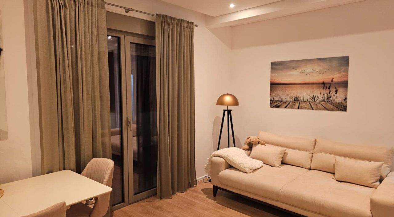 Квартира в Тивате, Черногория, 117 м² - фото 7