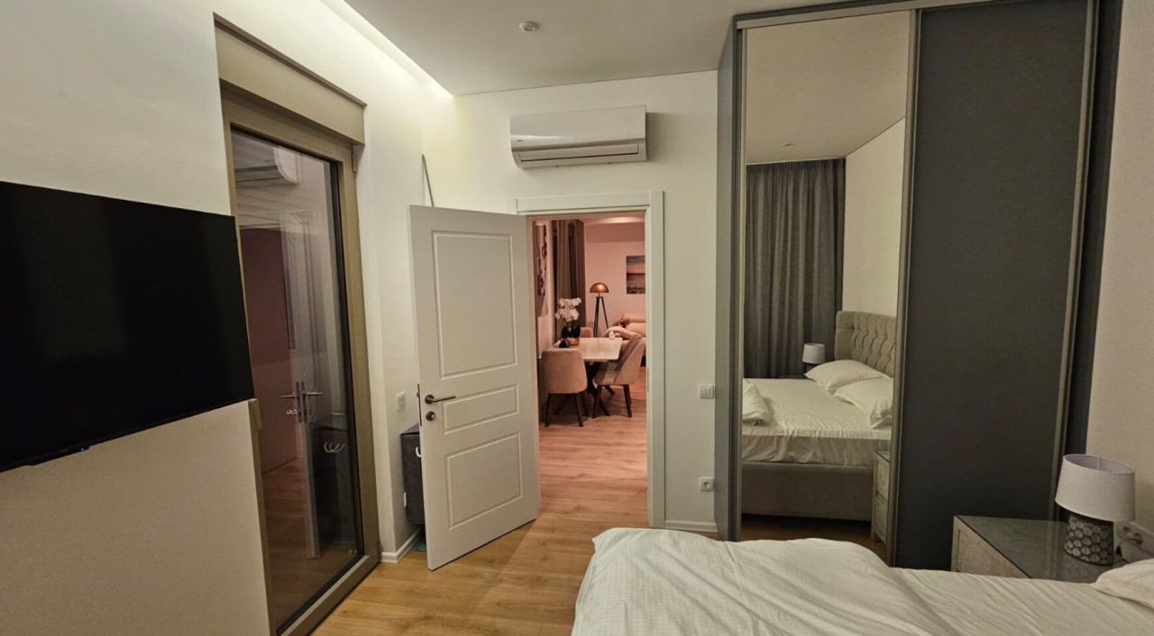 Квартира в Тивате, Черногория, 117 м² - фото 11