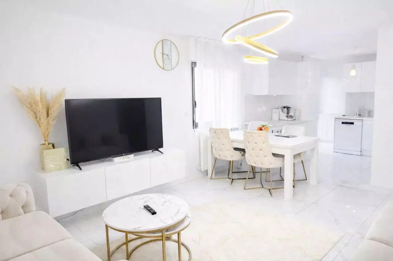 Апартаменты в Эвиан-ле-Бене, Франция, 75 м² - фото 3