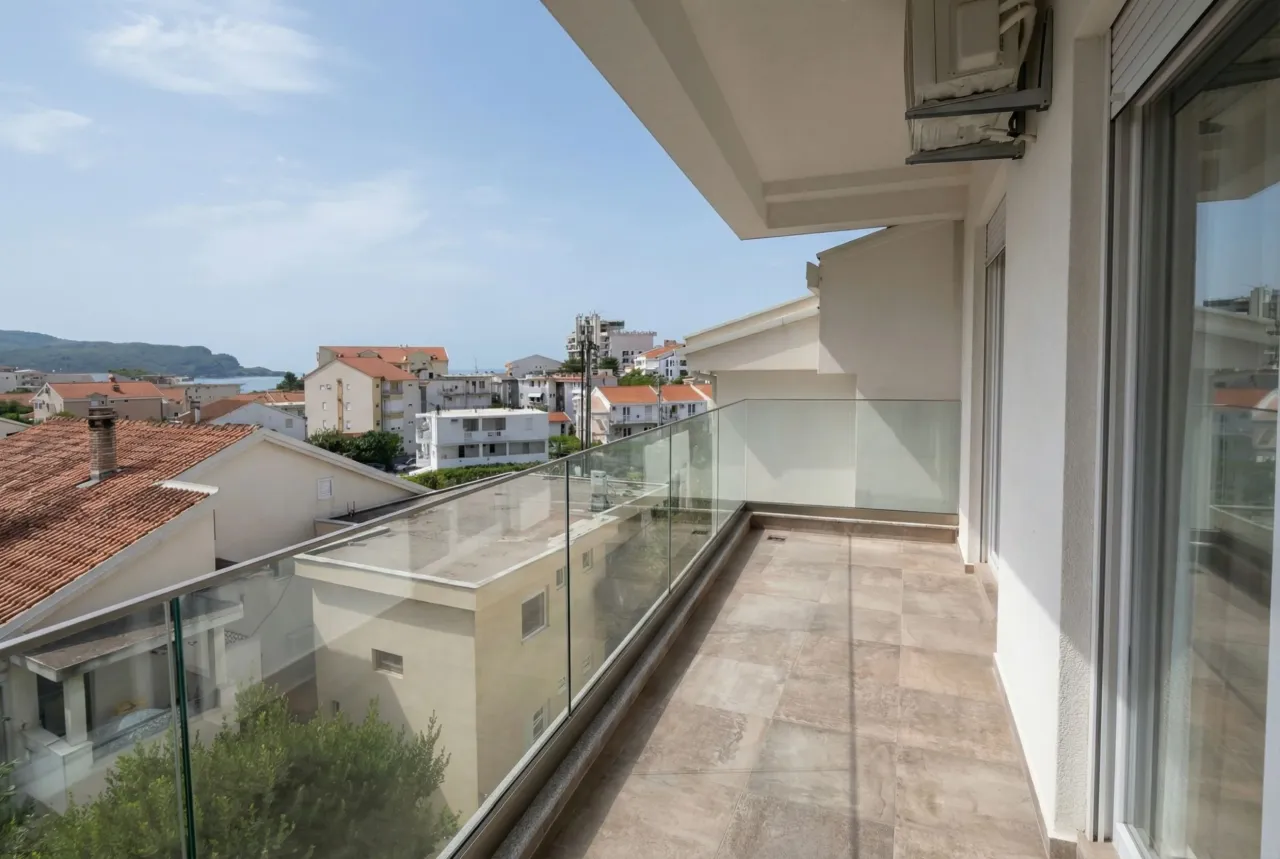 Квартира в Будве, Черногория, 60 м² - фото 2