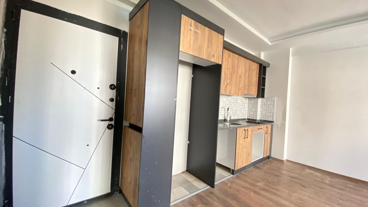 Квартира в Мерсине, Турция, 50 м² - фото 2