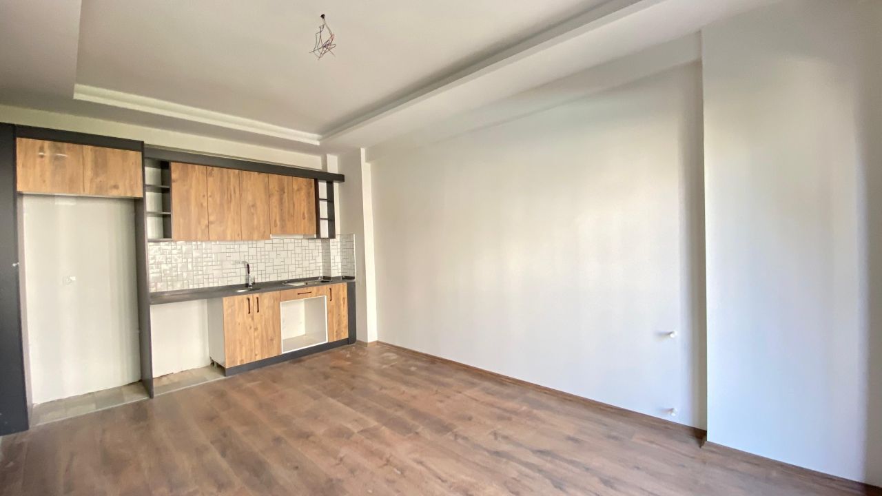 Квартира в Мерсине, Турция, 50 м² - фото 5