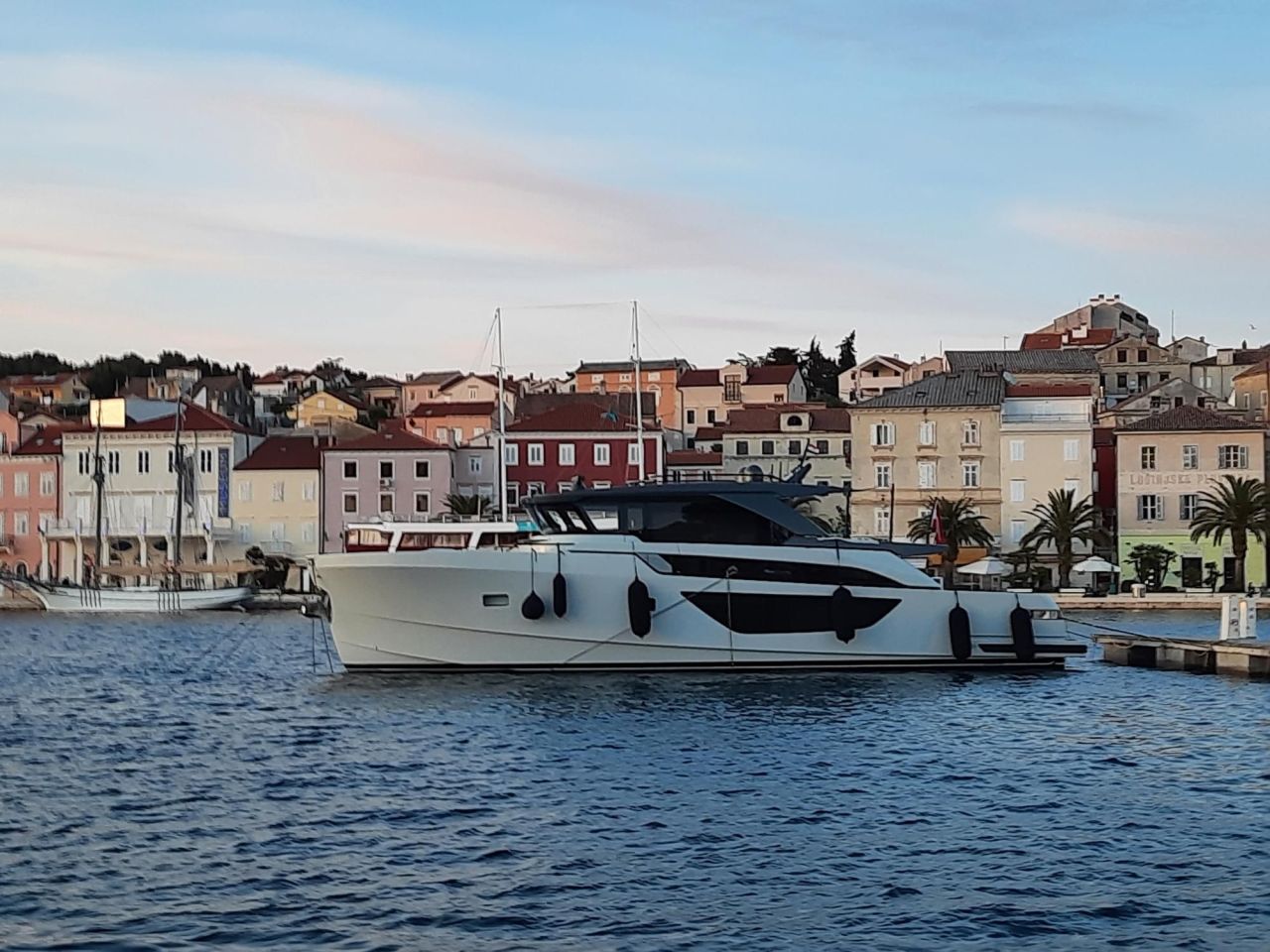 Отель, гостиница на Мали-Лошини, Хорватия, 330 м² - фото 3