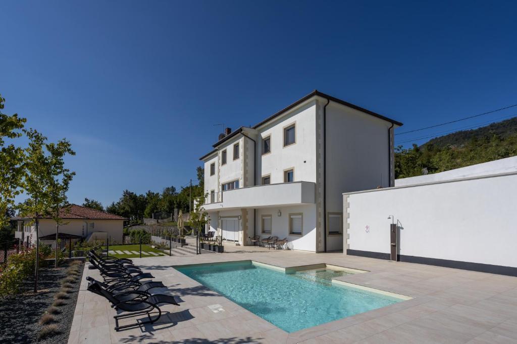 Вилла в Опатии, Хорватия, 300 м² - фото 4