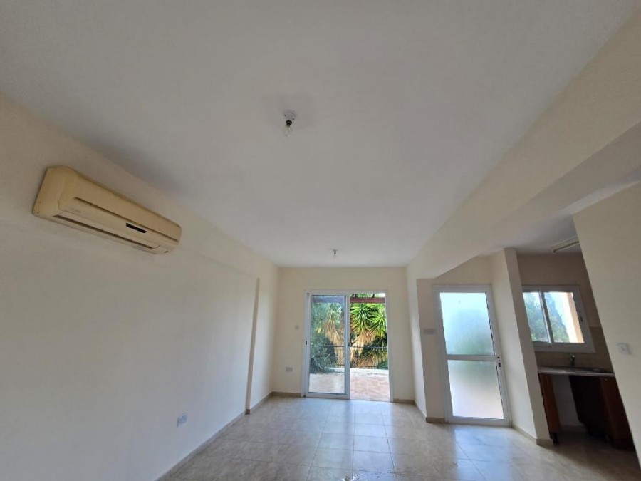 Таунхаус в Пафосе, Кипр, 85 м² - фото 1