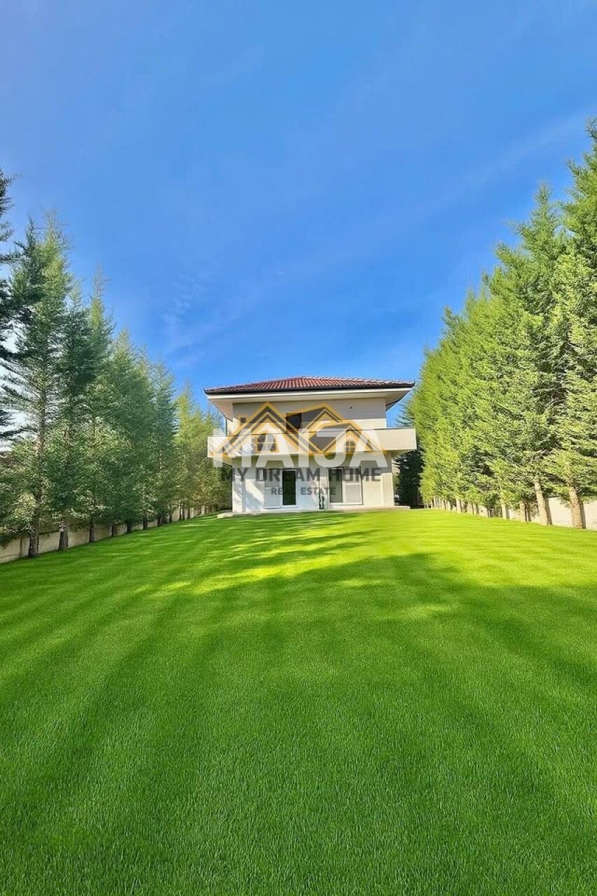 Вилла в Дурресе, Албания, 300 м² - фото 1