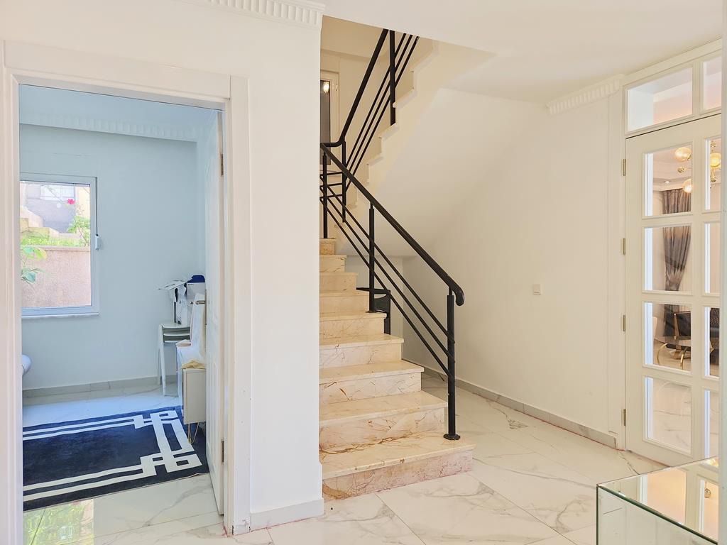 Вилла в Алании, Турция, 230 м² - фото 14
