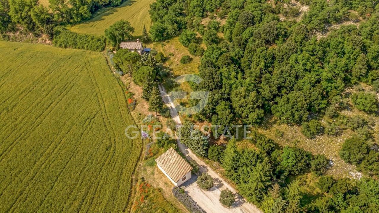 Дом в Корчано, Италия, 1 052.7 м² - фото 8