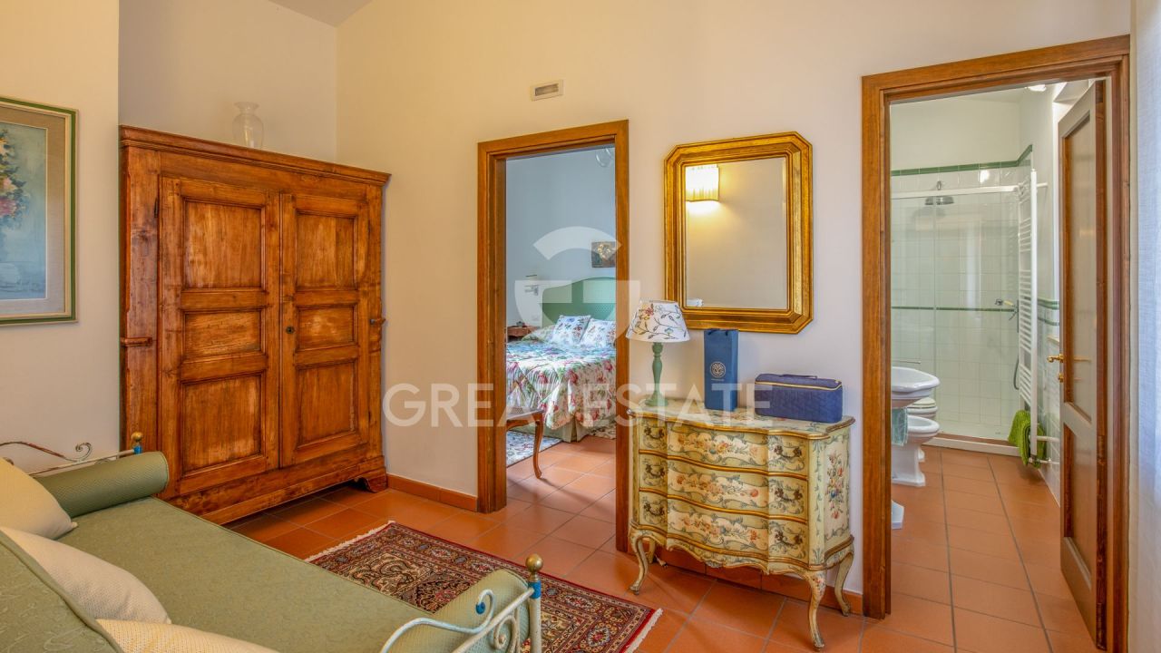 Дом в Корчано, Италия, 1 052.7 м² - фото 15