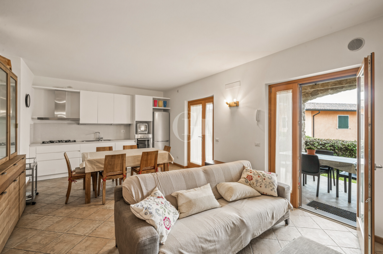 Апартаменты у озера Гарда, Италия, 94 м² - фото 13