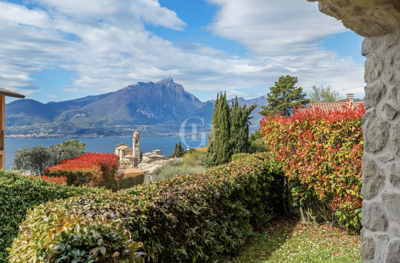 Апартаменты у озера Гарда, Италия, 94 м² - фото 1