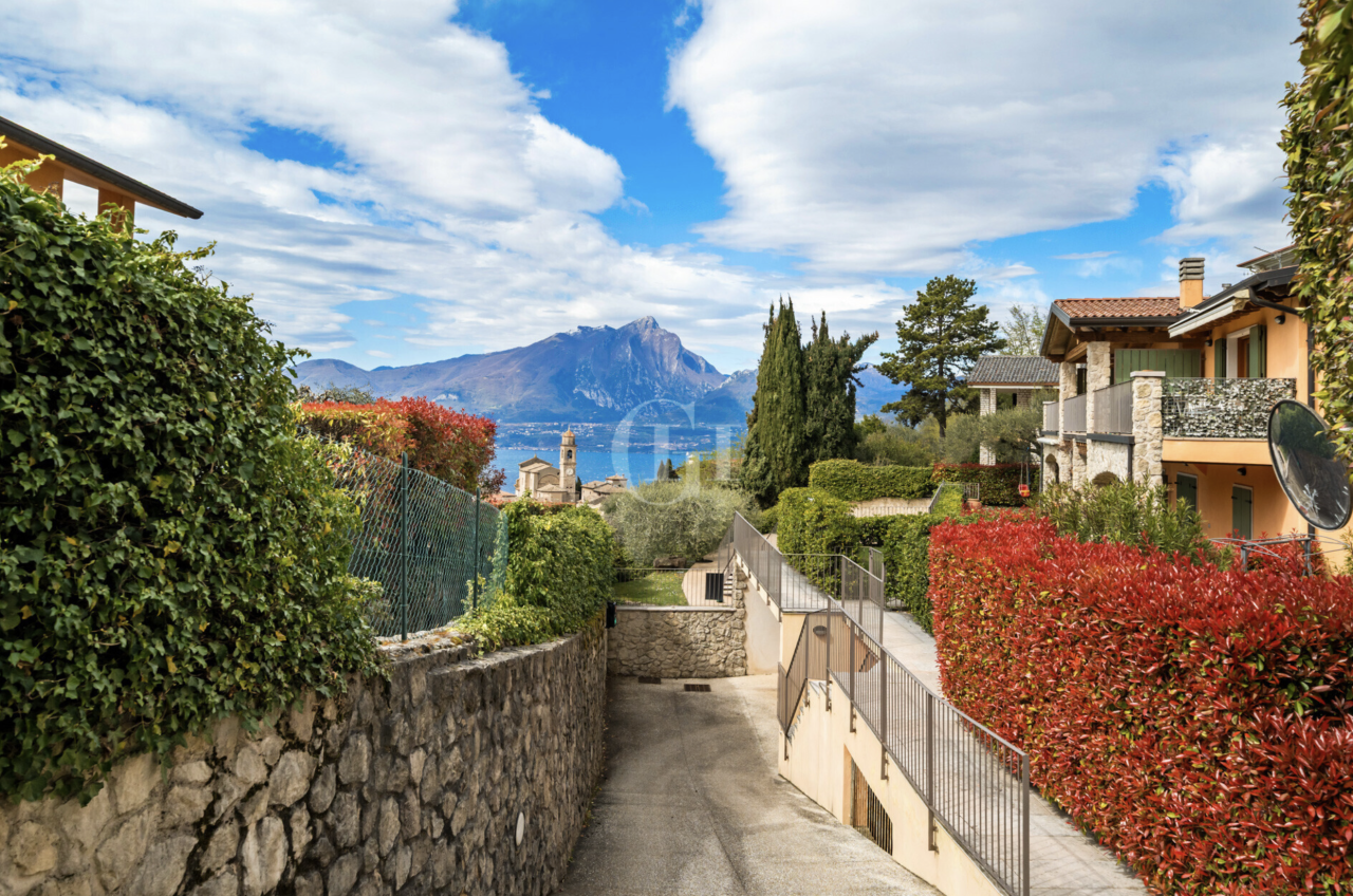 Апартаменты у озера Гарда, Италия, 94 м² - фото 4