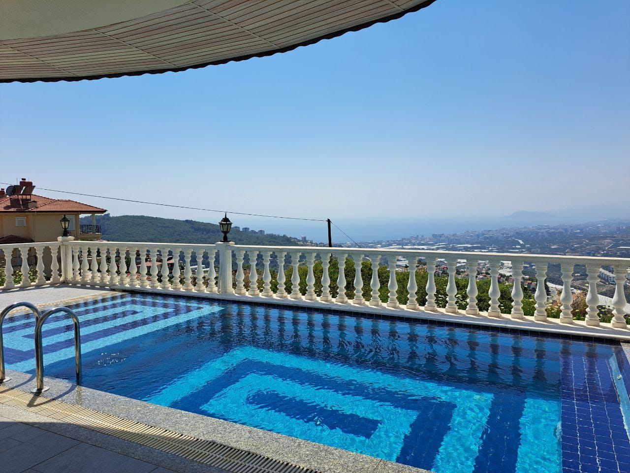 Апартаменты в Алании, Турция, 220 м² - фото 1