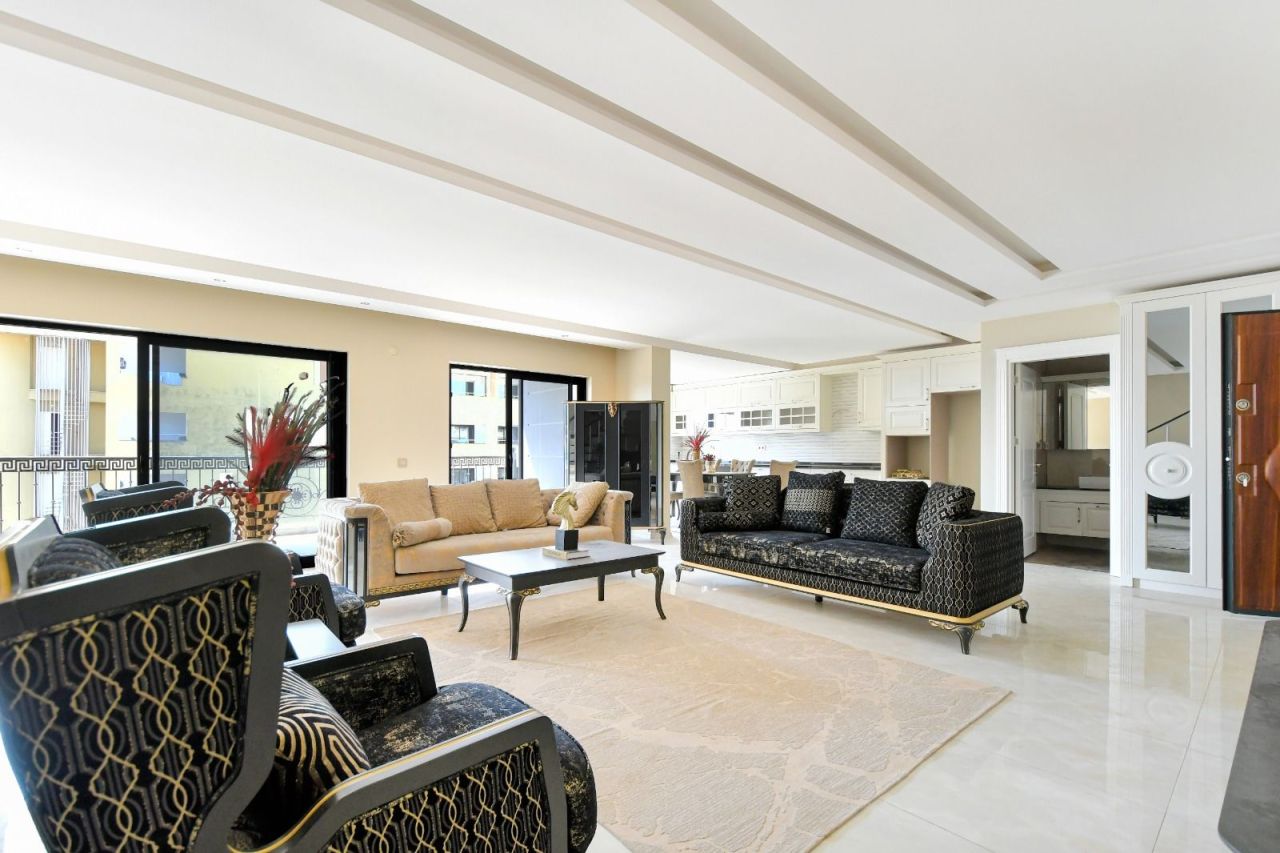 Апартаменты в Алании, Турция, 200 м² - фото 1