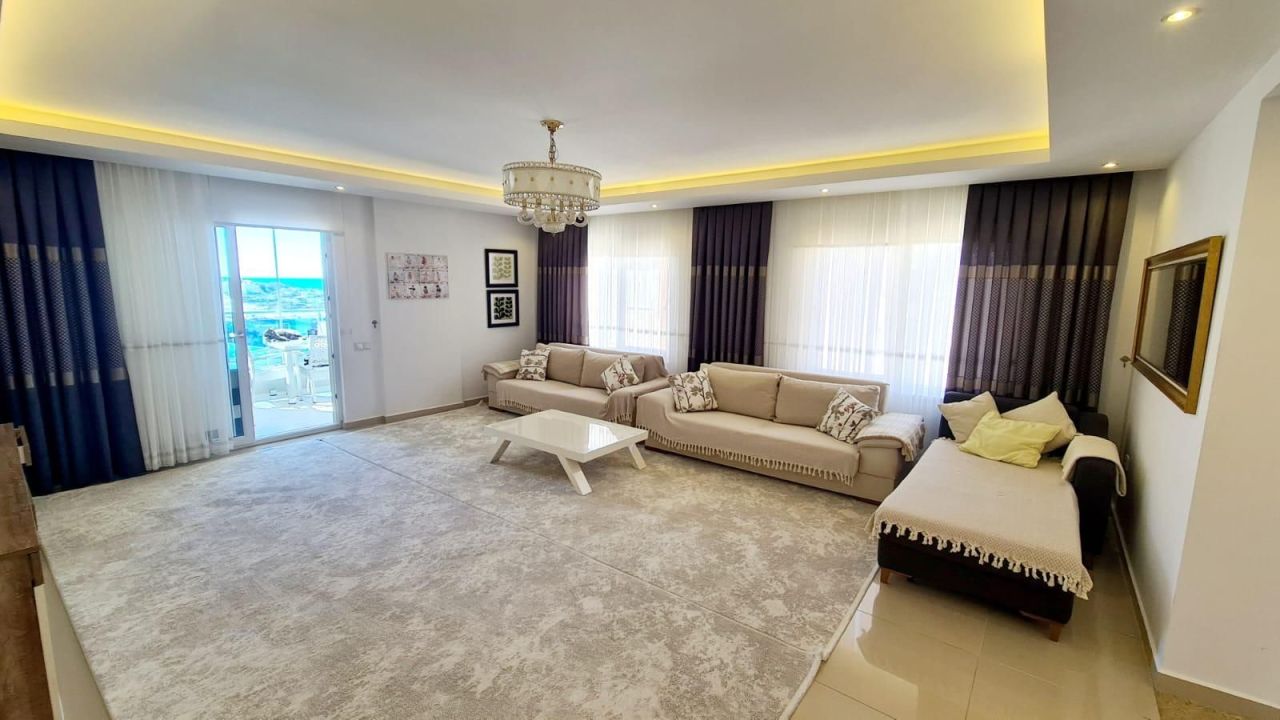 Апартаменты в Алании, Турция, 280 м² - фото 1