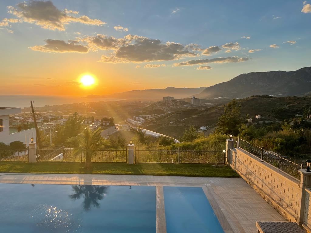 Вилла в Алании, Турция, 370 м² - фото 2