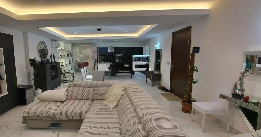 Квартира в Сан-Лоренце, Мальта, 203 м² - фото 1