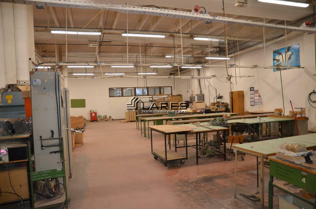 Офис в Любляне, Словения, 1 500 м² - фото 3