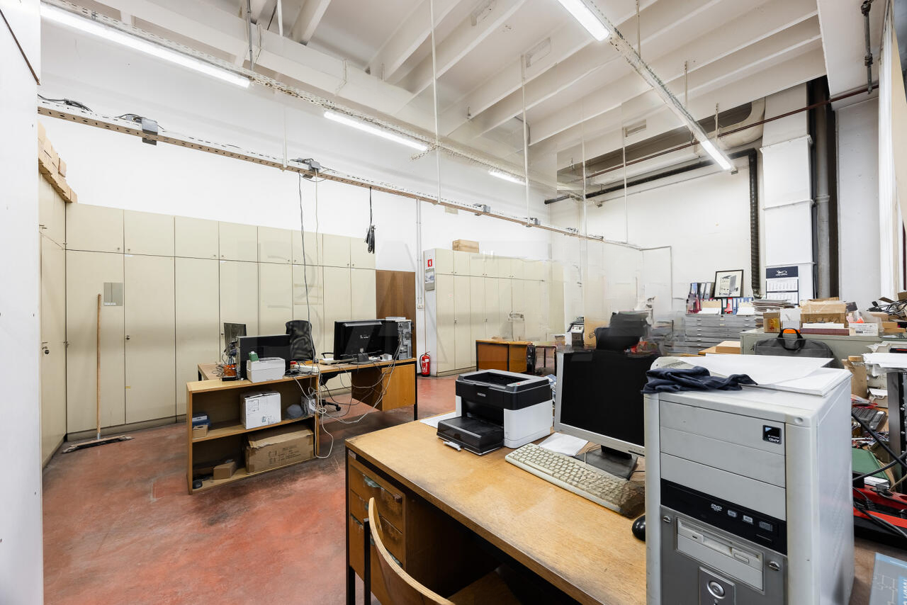 Офис в Любляне, Словения, 1 536 м² - фото 5