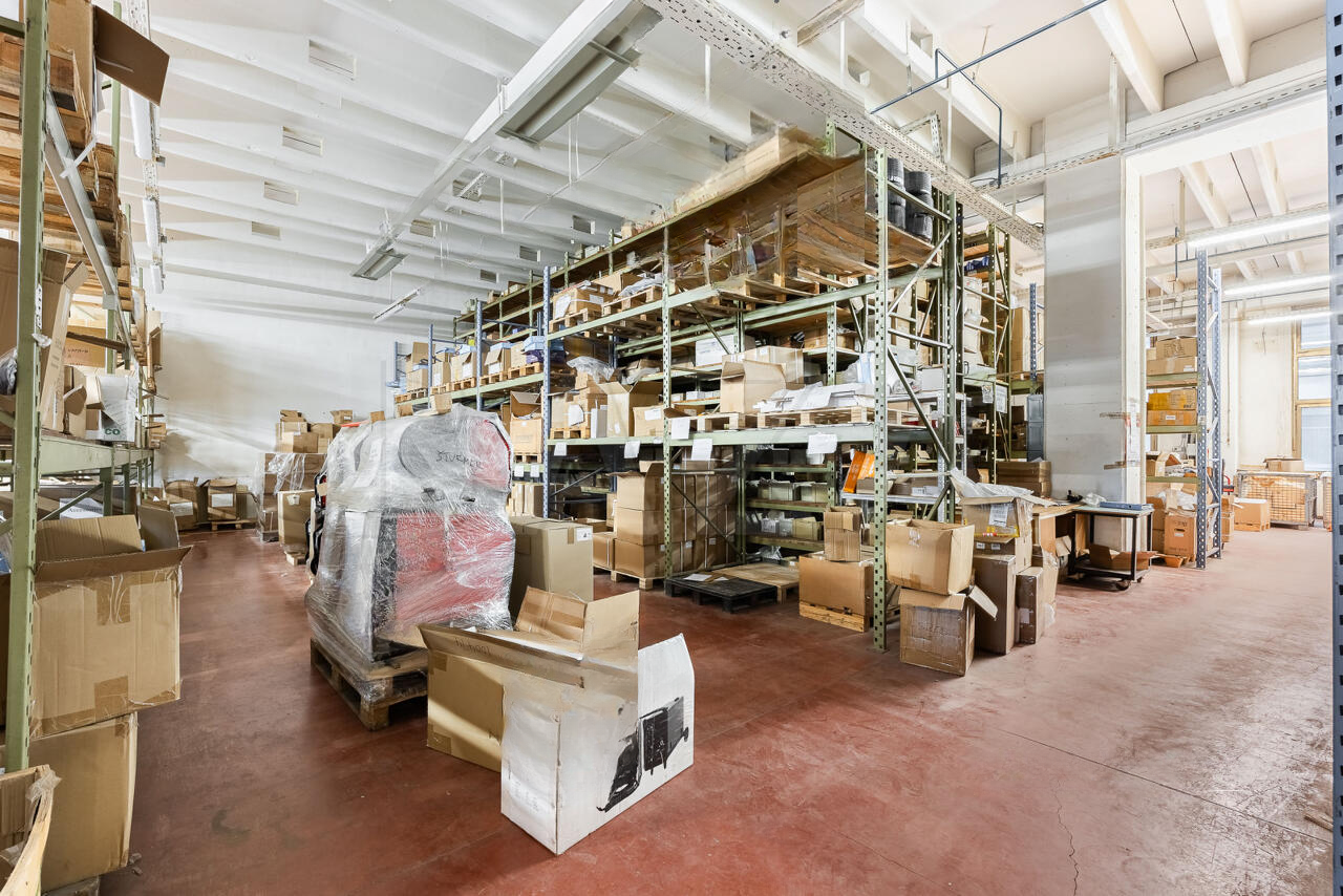 Офис в Любляне, Словения, 1 536 м² - фото 8