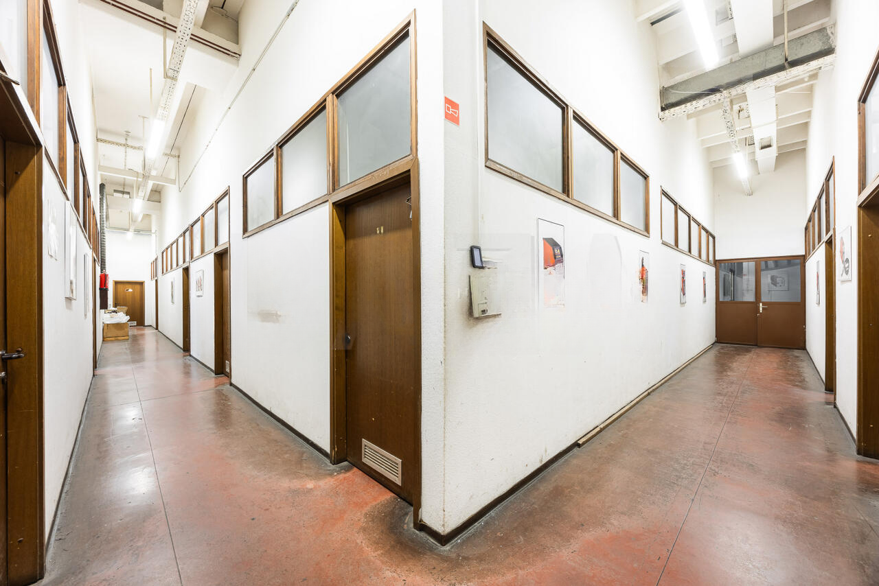 Офис в Любляне, Словения, 1 536 м² - фото 9