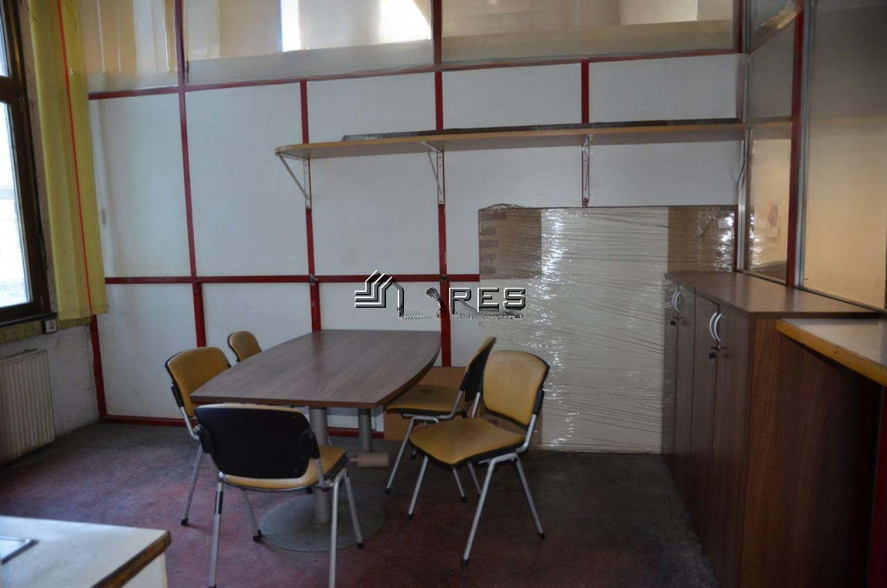 Офис в Любляне, Словения, 1 500 м² - фото 14