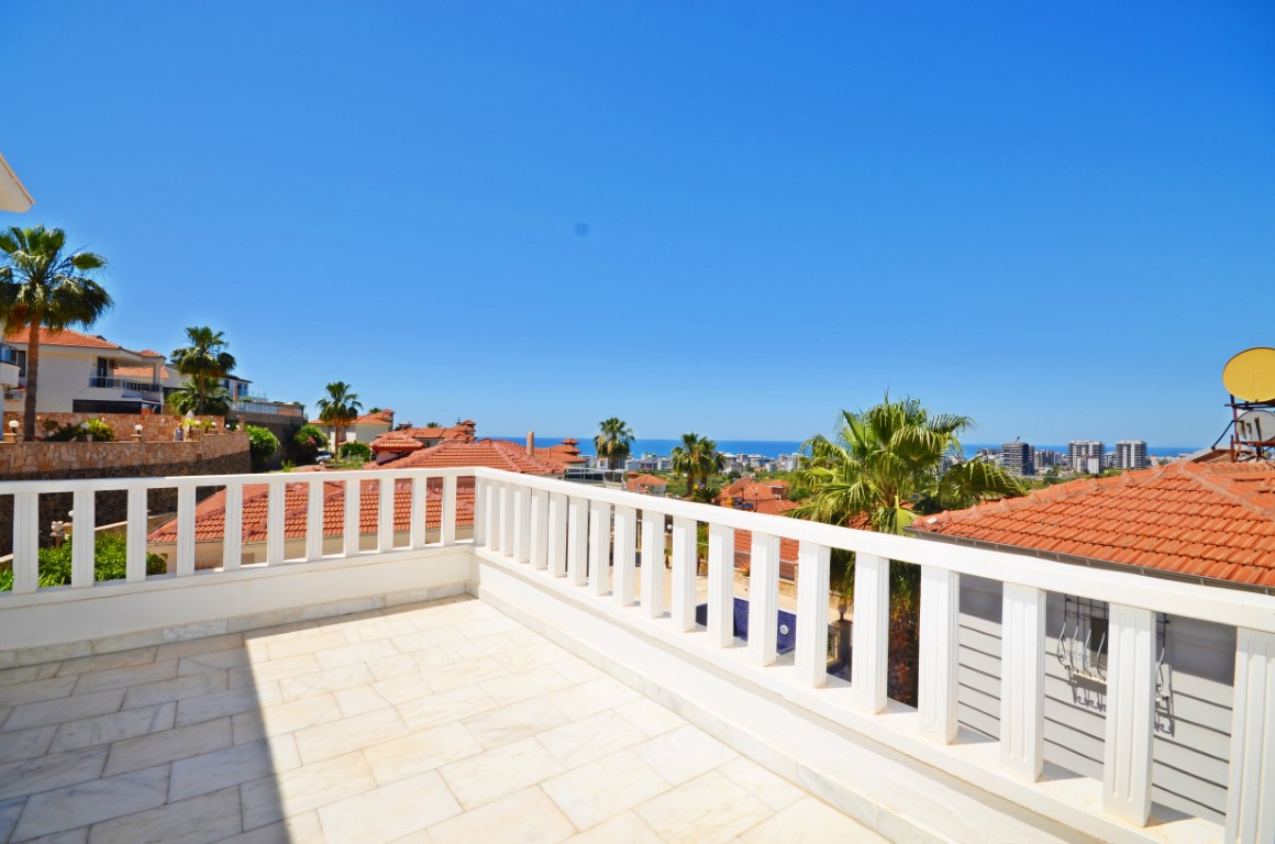 Вилла в Алании, Турция, 350 м² - фото 7