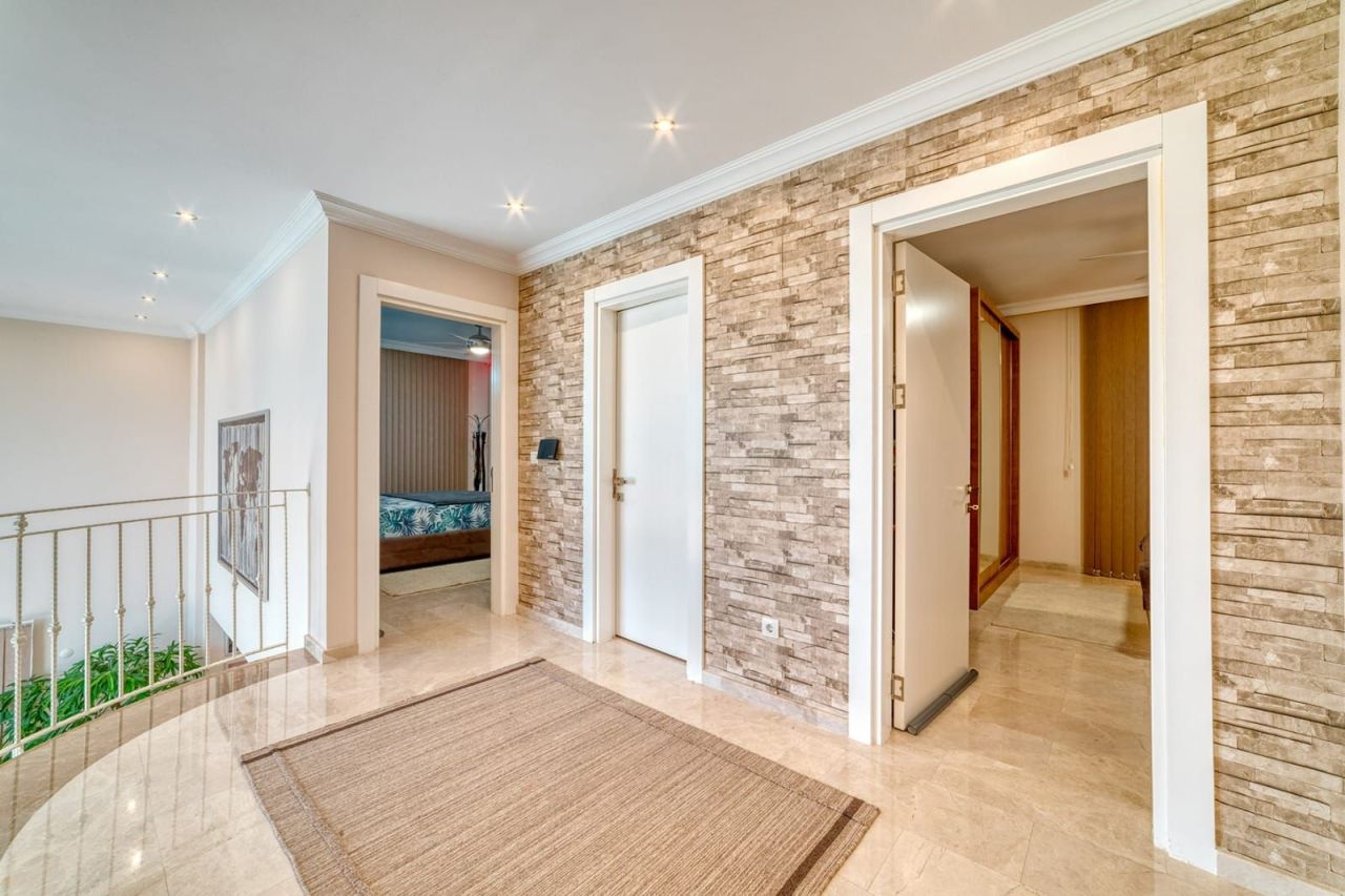 Вилла в Алании, Турция, 220 м² - фото 9