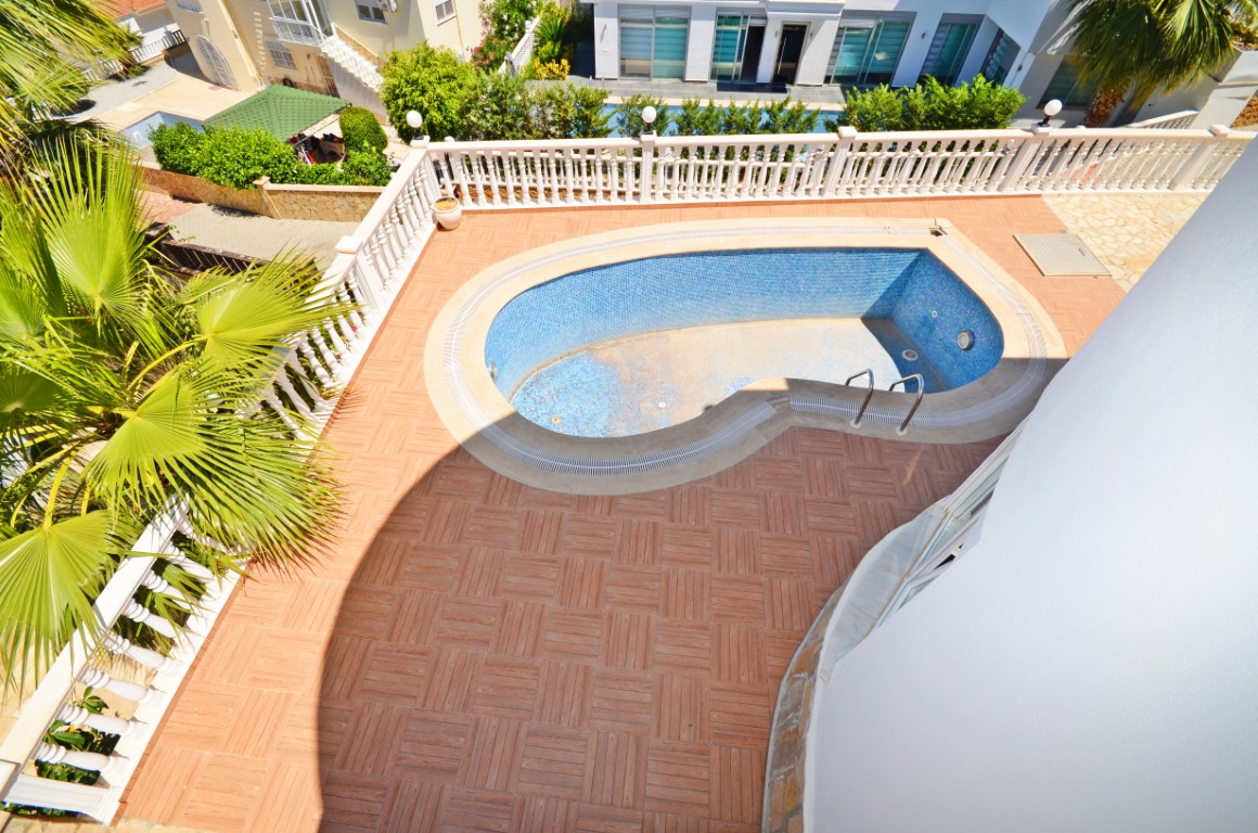 Вилла в Алании, Турция, 350 м² - фото 9