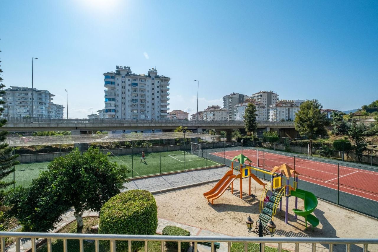 Апартаменты в Алании, Турция, 140 м² - фото 13